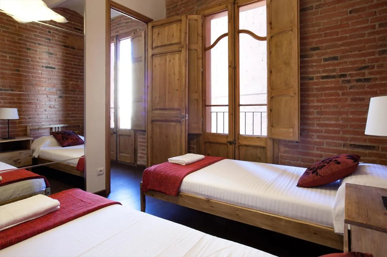 Bright Apartment Near Sagrada Familia Barcelona
